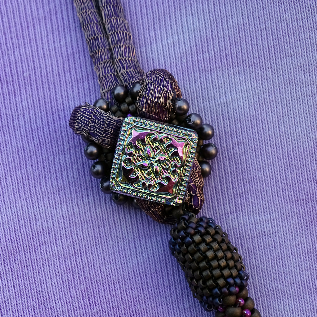 The Caterina Hand-Woven Necklace