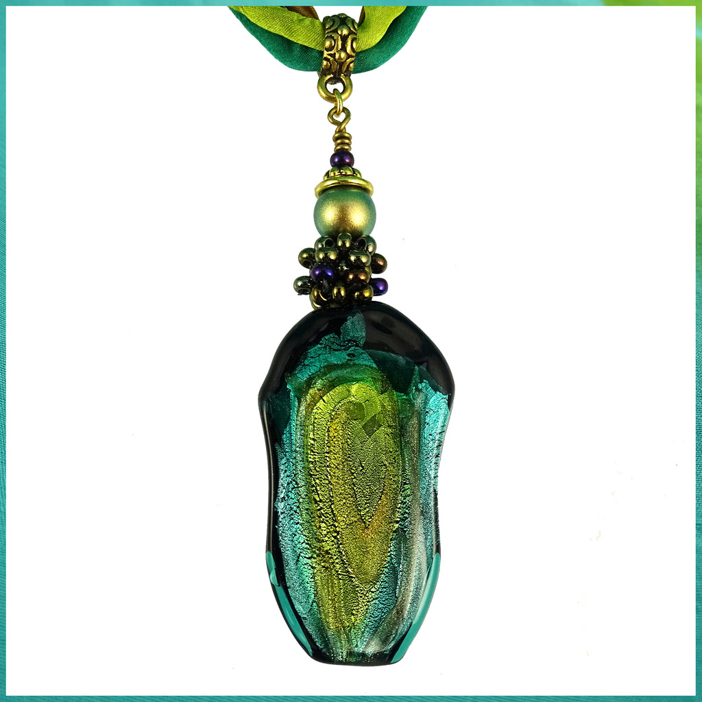 The Autumn Amulet Necklace