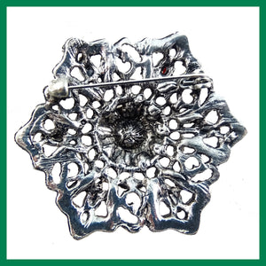 Vintage-Style Brooch: Jade Green and Crystal