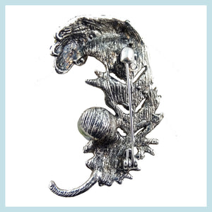 Vintage-Style Leaf Brooch: Black and Light Grey