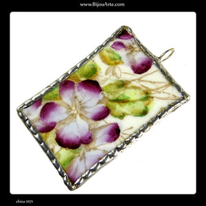 English China Chip Pendant: Handmade in Italy