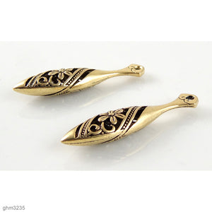 High quality Zinc alloy "Zamak" decorative drops. Antique gold-plated finish.  Each bead measures 40mm end-to-end.