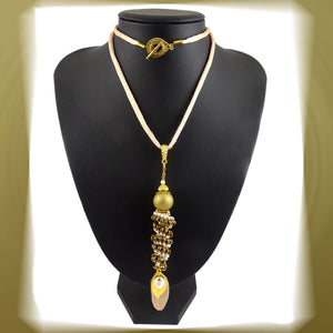 The Spiral Leaf Pendant Necklace