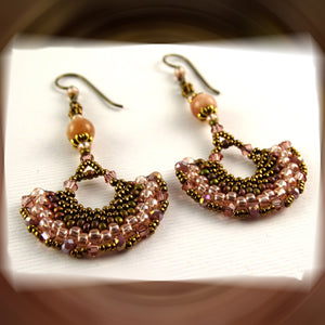 Wedge Petal Weave Earrings: Peach Cobbler